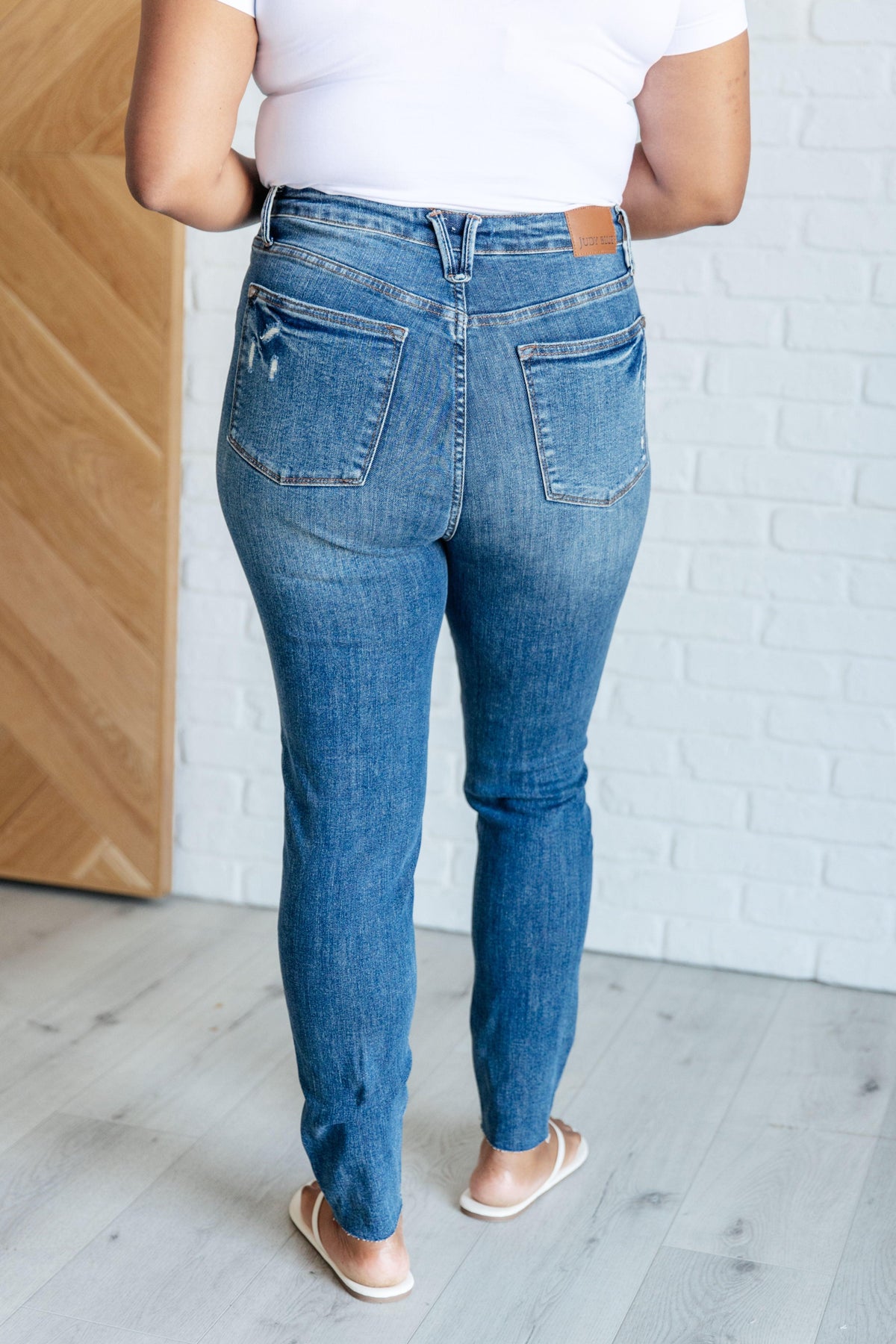 Judy Blue | Alba High Rise Control Top Distressed Hem Skinny Jeans