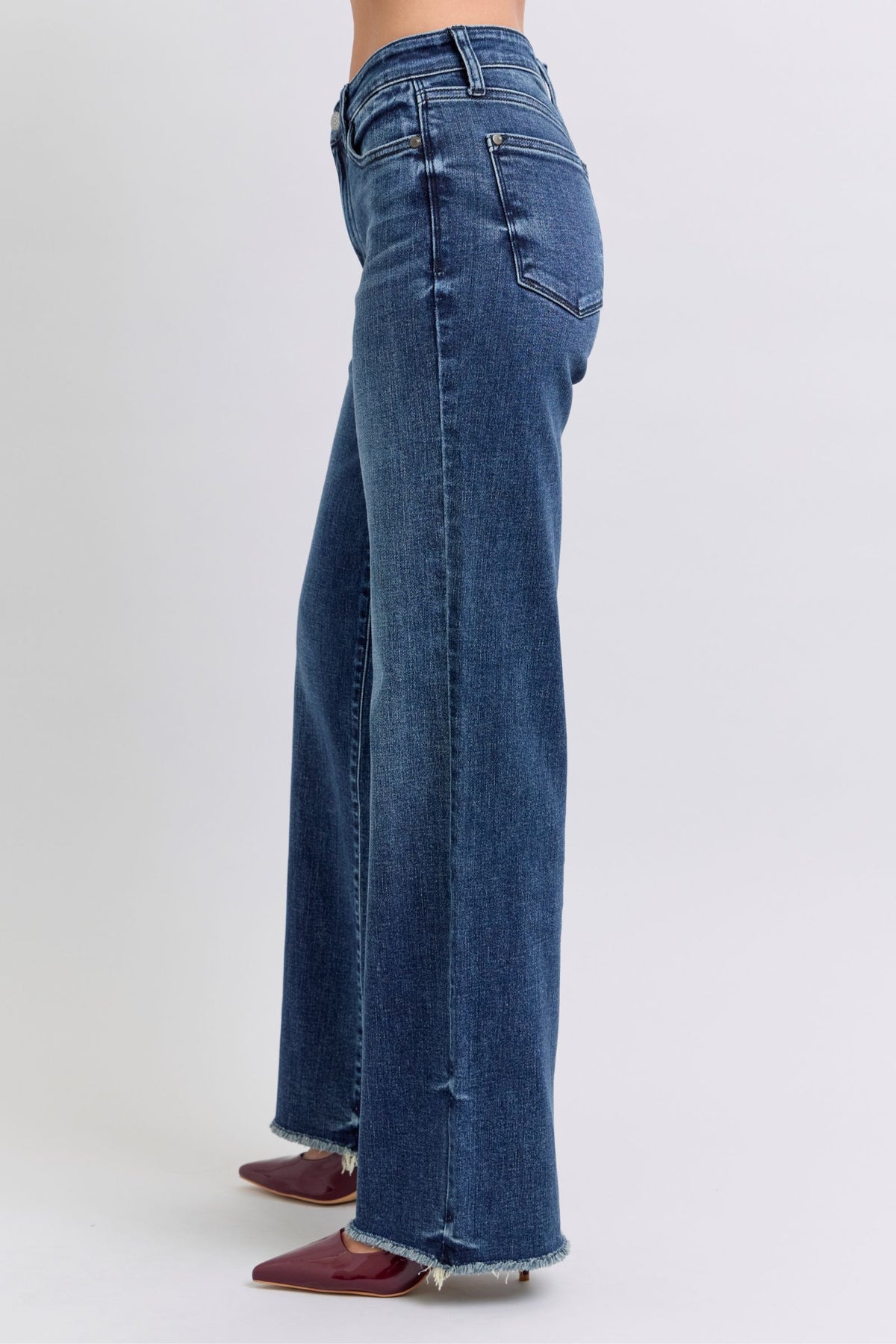 Judy Blue | Raw Hem Mid Rise Jeans