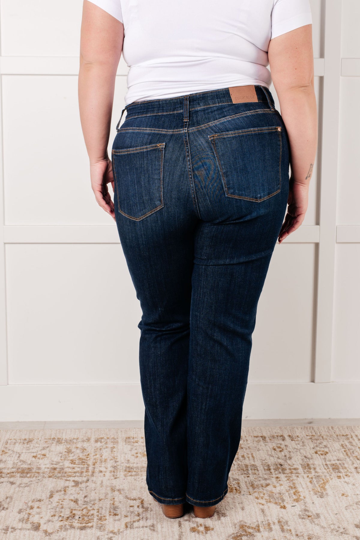 Judy Blue | Alaina High Rise Classic Straight Jeans