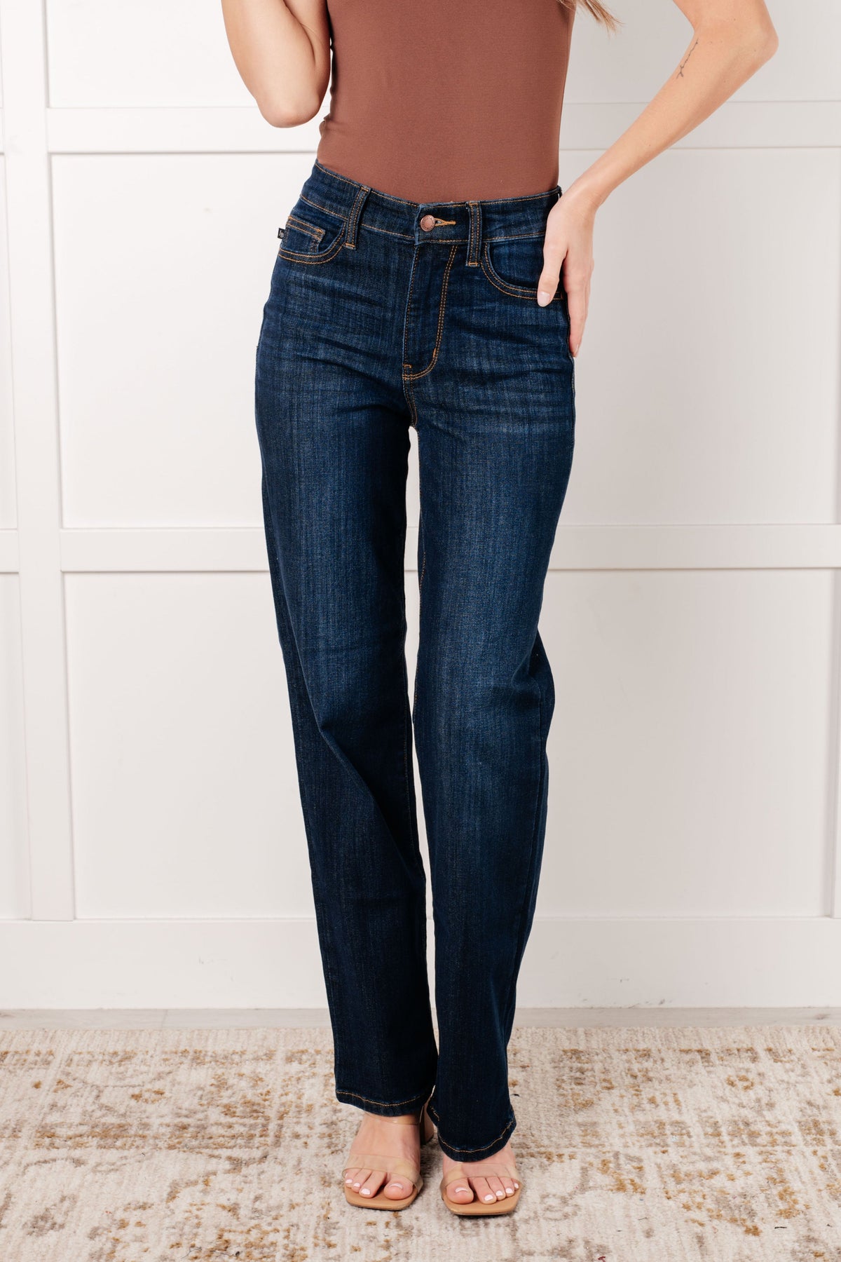 Judy Blue | Alaina High Rise Classic Straight Jeans