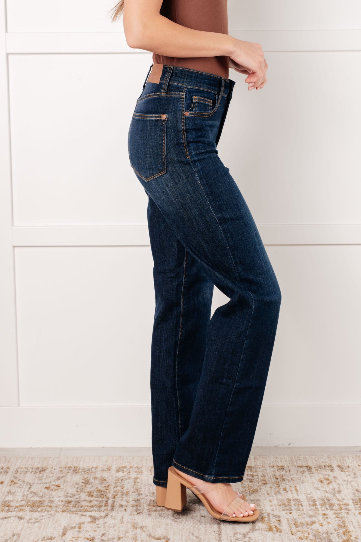 Judy Blue | Alaina High Rise Classic Straight Jeans