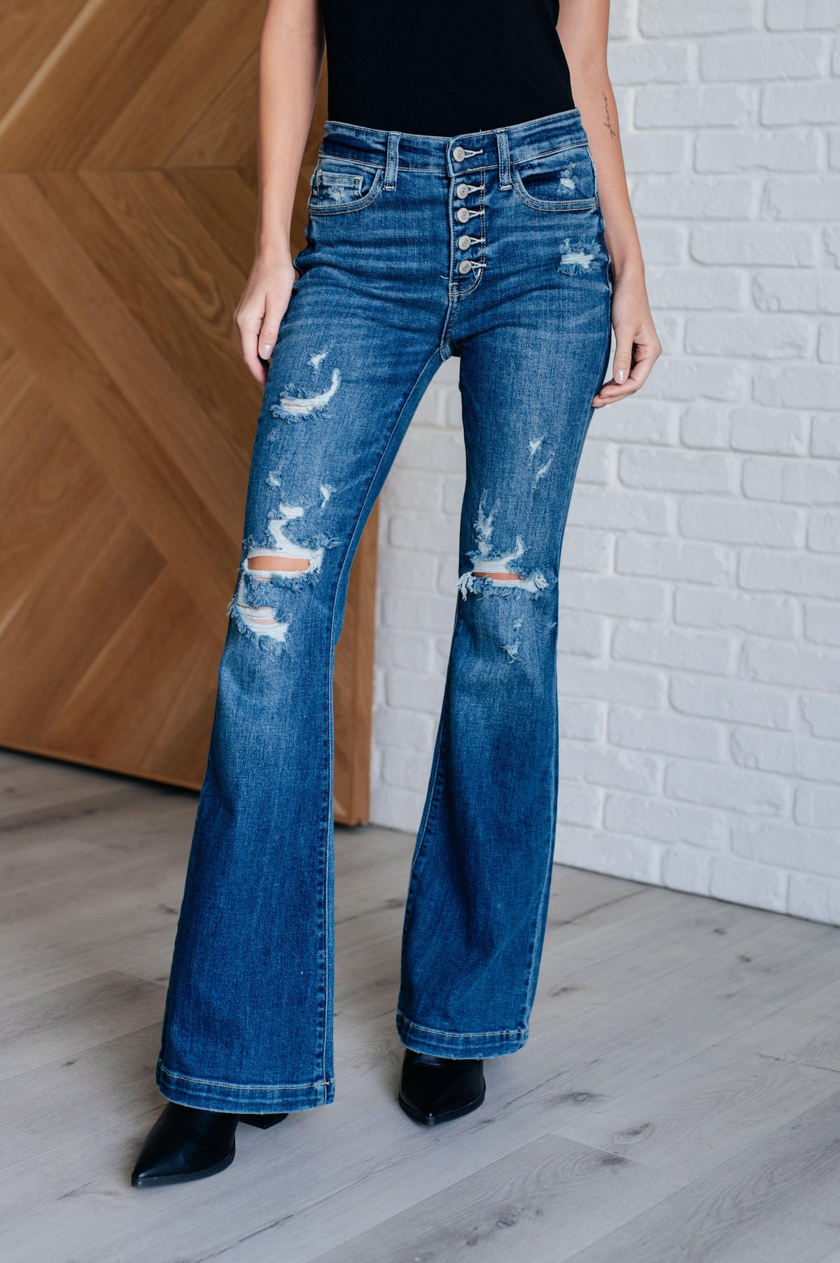 Judy Blue | Gabriella Mid Rise Distressed Button Fly Flare