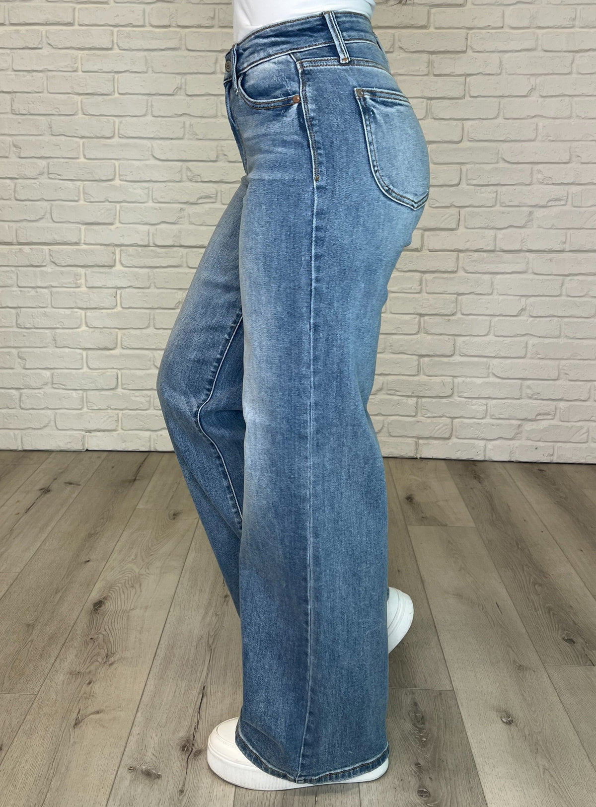 Judy Blue | Karis High Rise Vintage Wash Retro Wide Leg