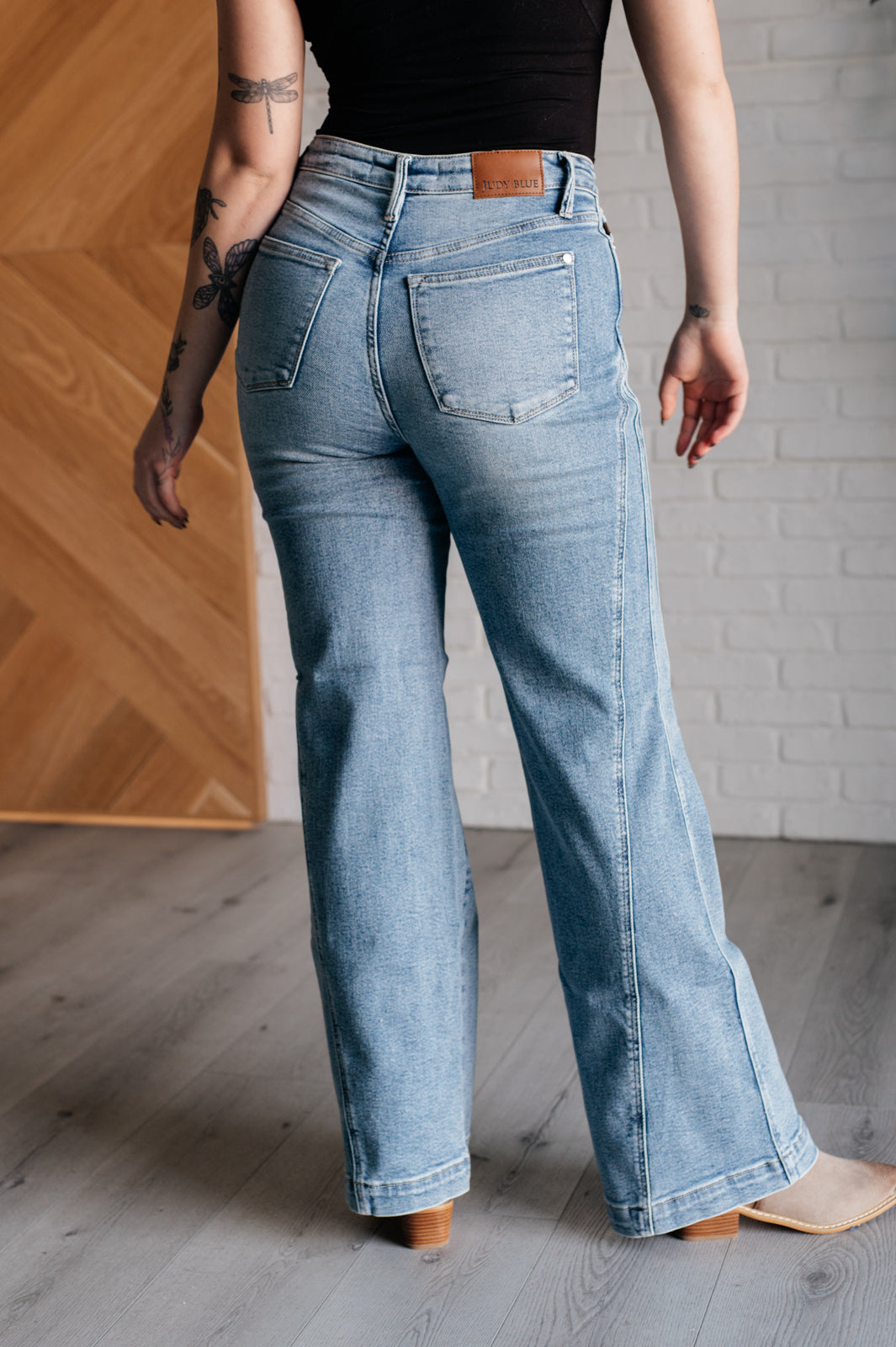 Judy Blue | Melia High Rise Side Seam Detail Wide Leg Jeans