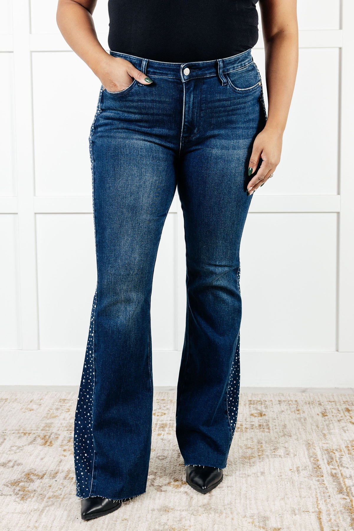 Judy Blue | Shannon Mid Rise Rhinestone Detail Flare Jeans