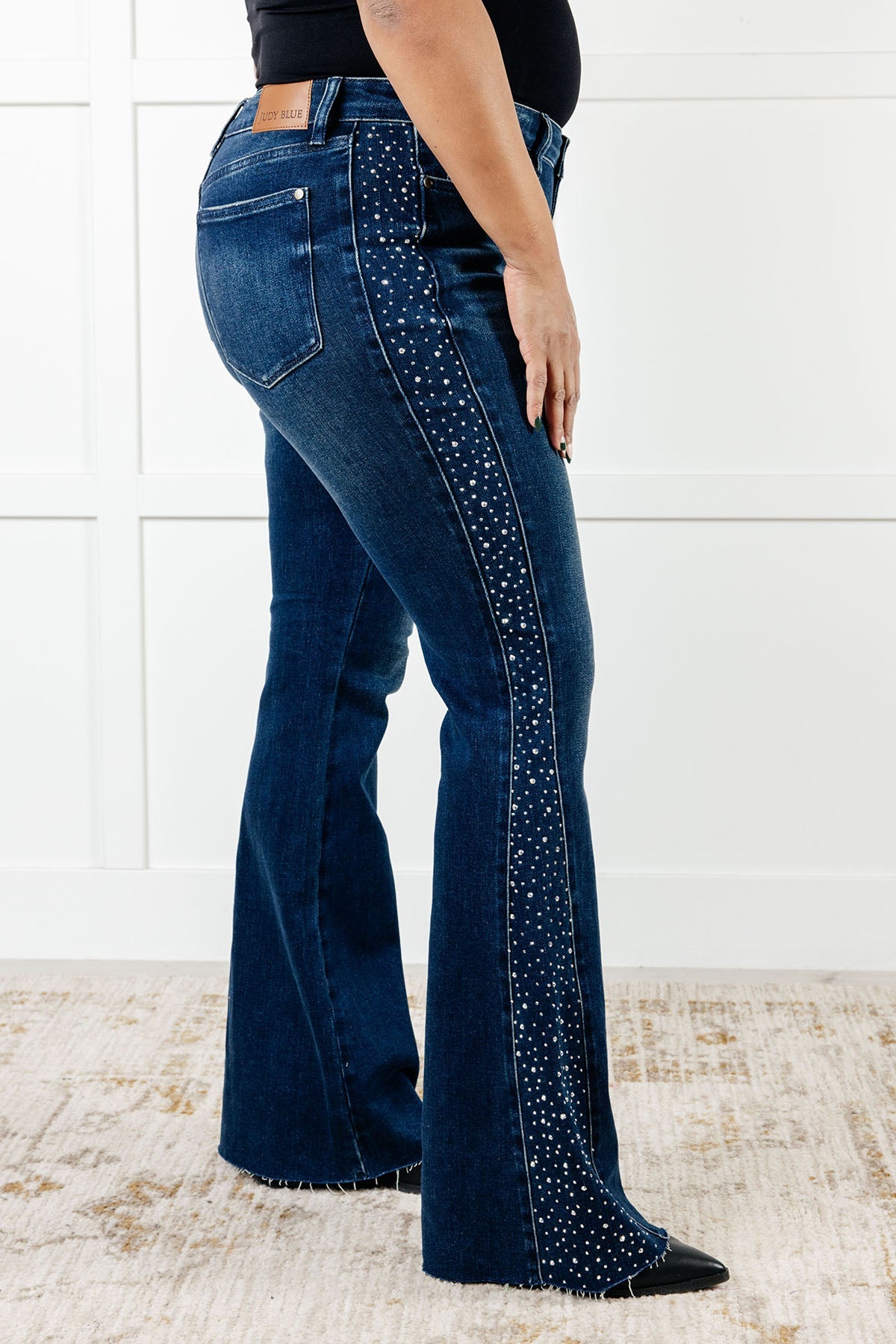 Judy Blue | Shannon Mid Rise Rhinestone Detail Flare Jeans