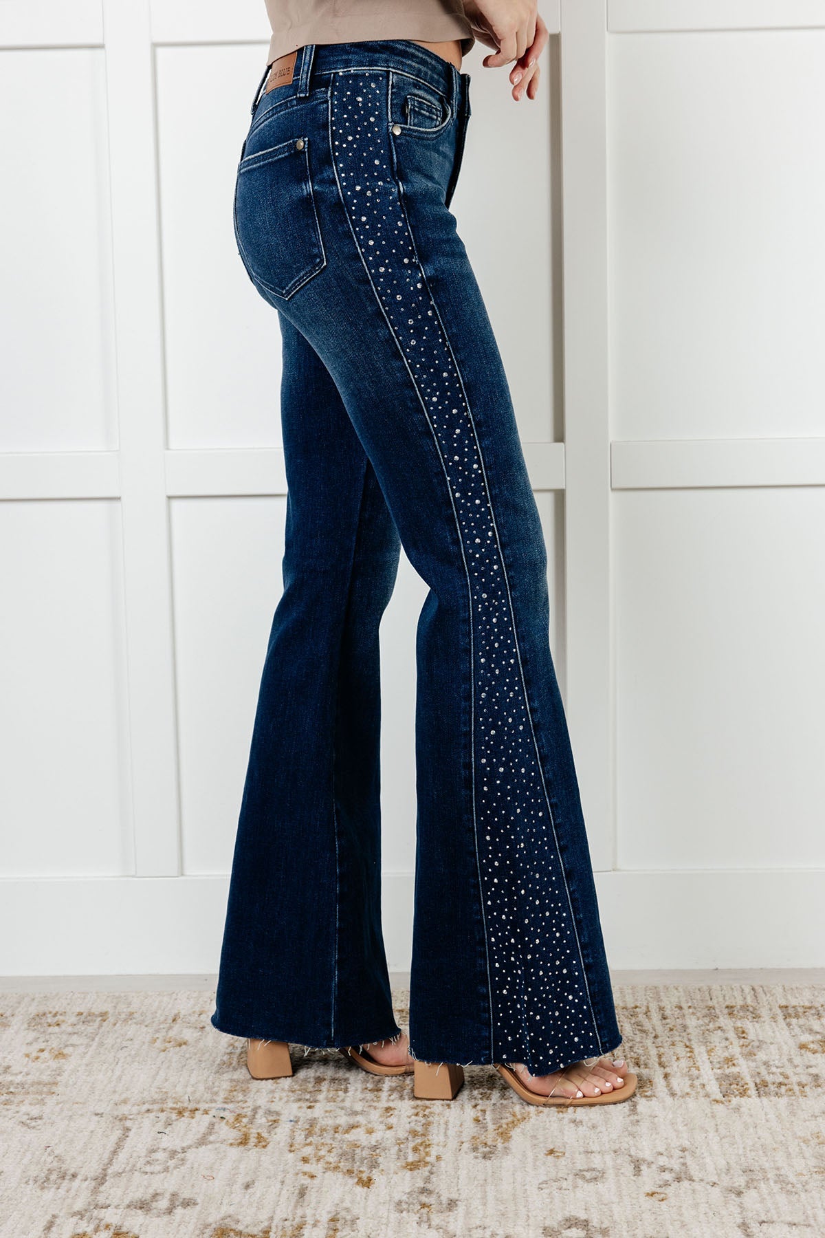 Judy Blue | Shannon Mid Rise Rhinestone Detail Flare Jeans