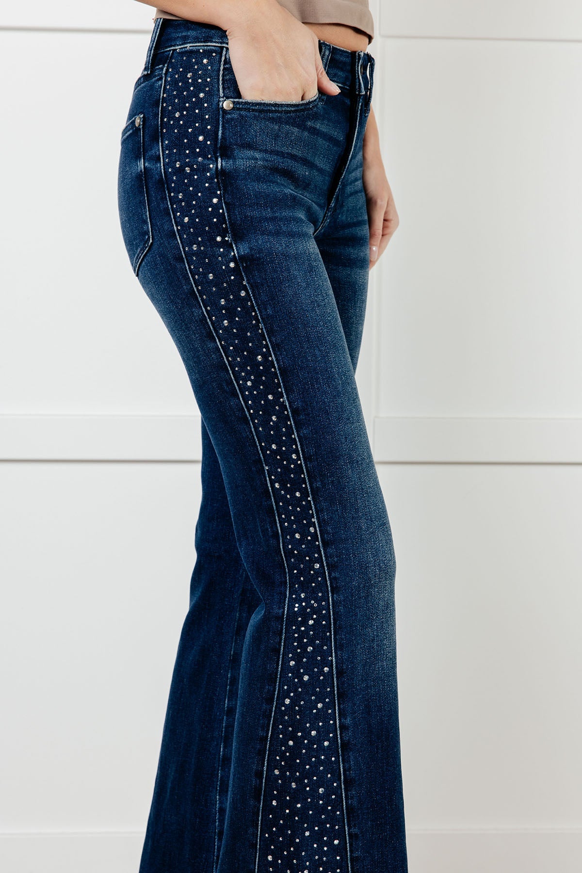 Judy Blue | Shannon Mid Rise Rhinestone Detail Flare Jeans