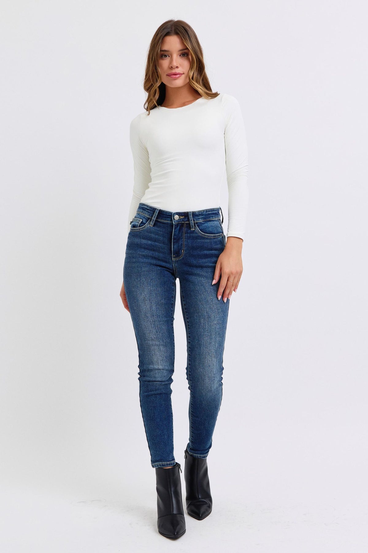 Judy Blue | Mid-Rise Waist Skinny Jeans with Thermal Lining