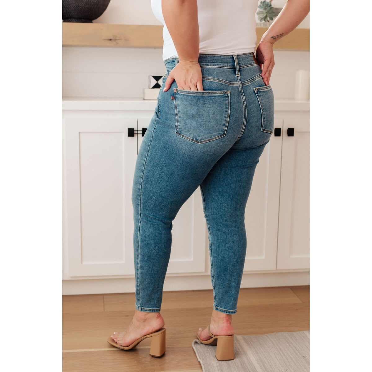 Judy Blue | Bryant High Rise Thermal Skinny Jean - becauseofadi