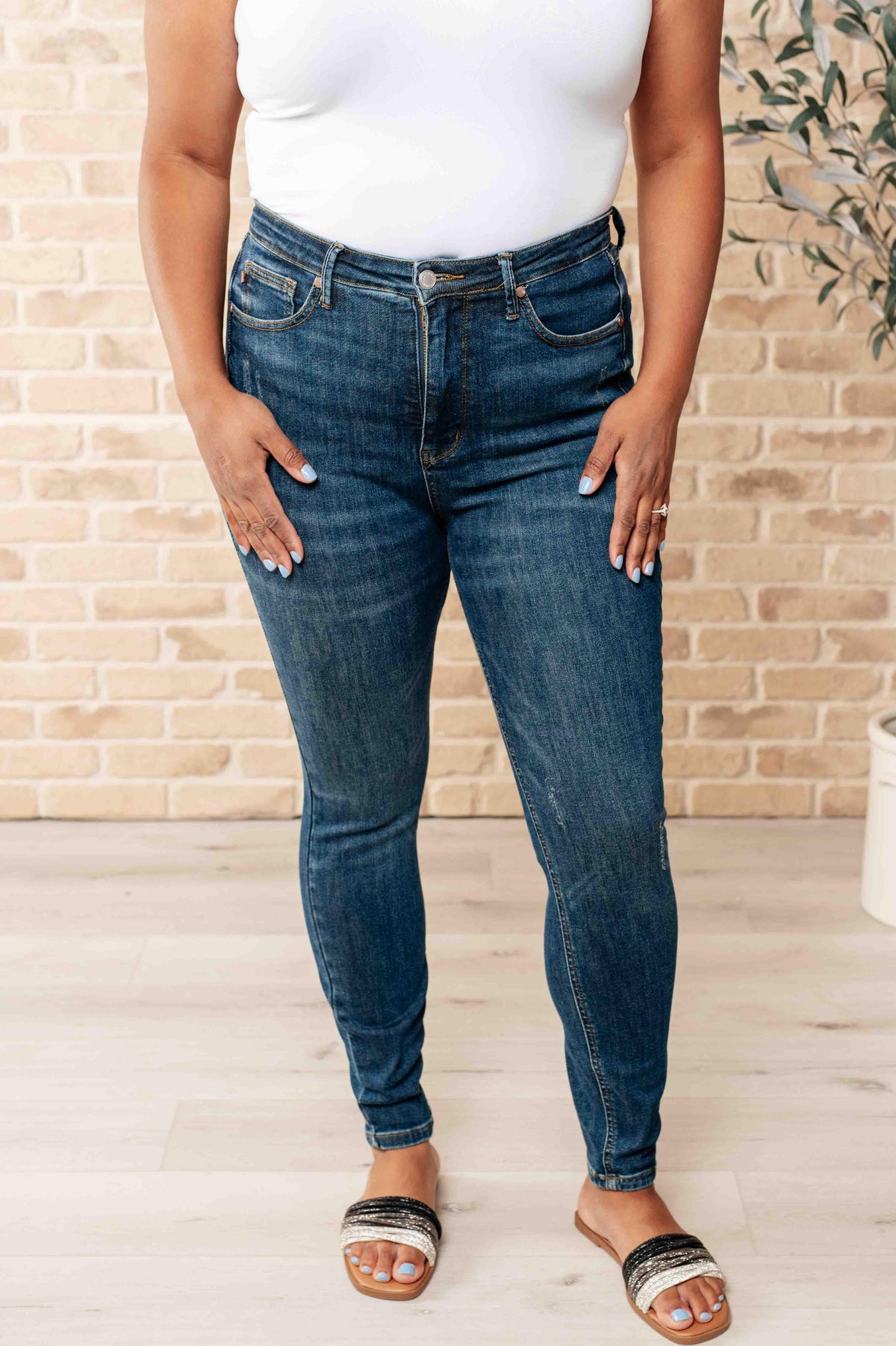 Judy Blue | Cora High Rise Control Top Skinny Jeans - becauseofadi