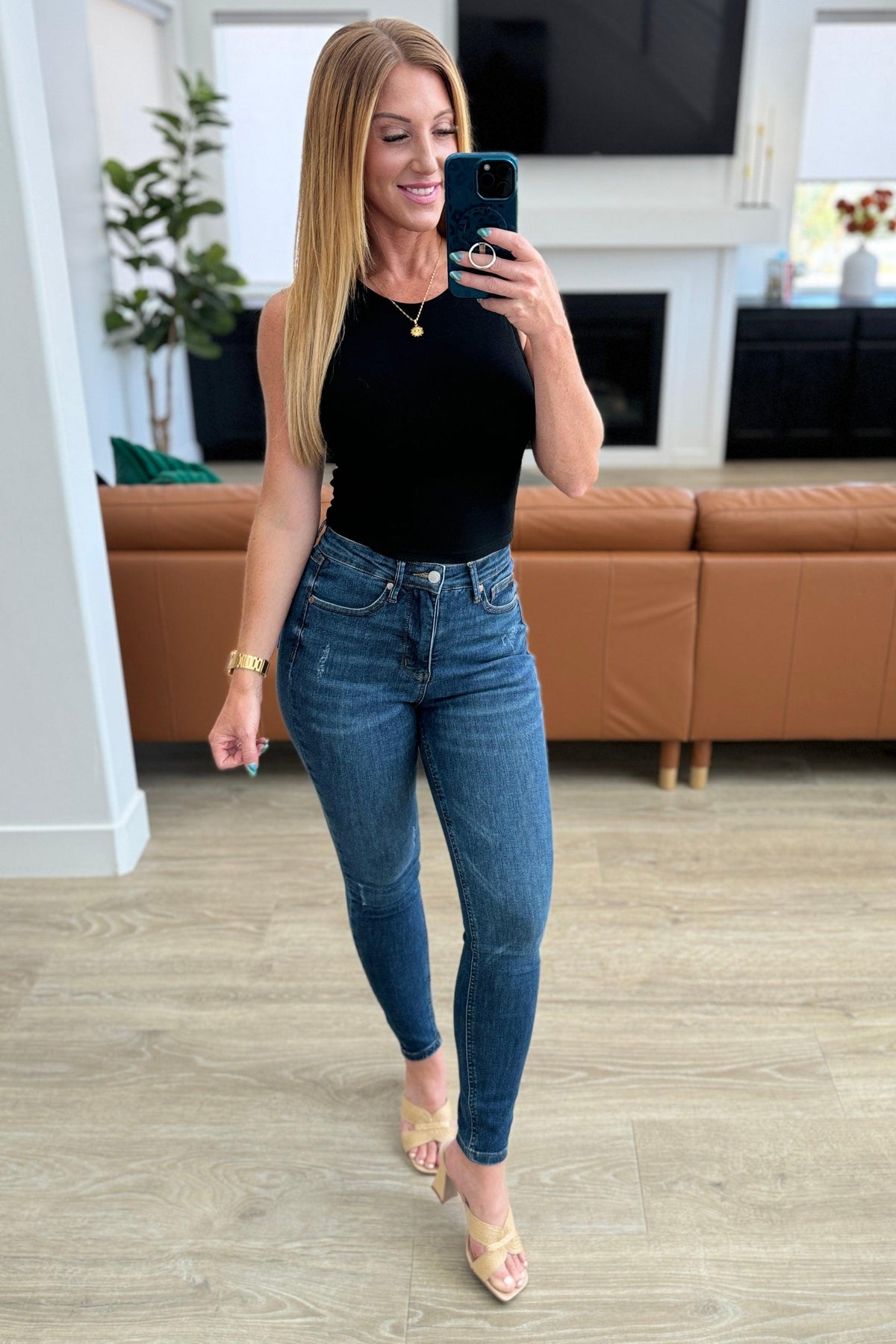 Judy Blue | Cora High Rise Control Top Skinny Jeans - becauseofadi