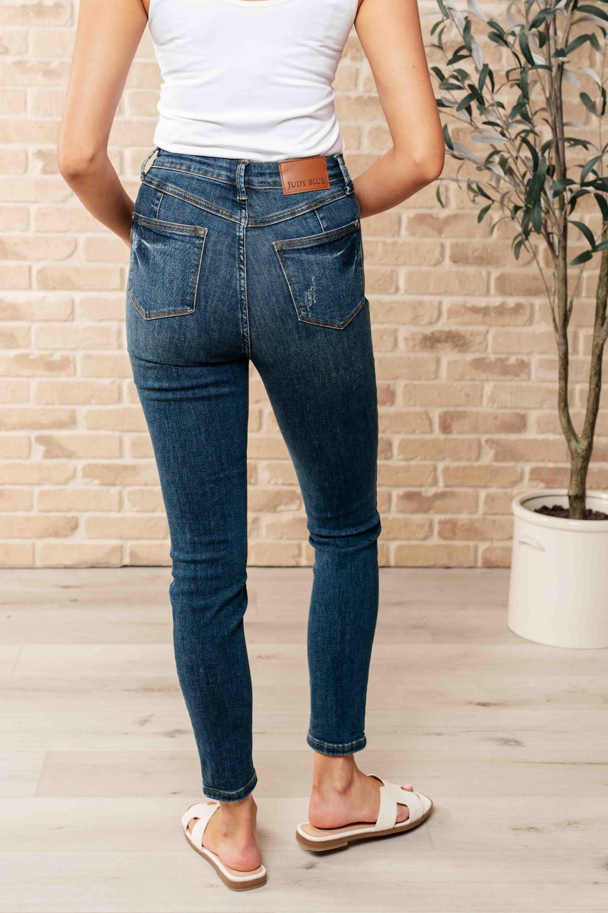 Judy Blue | Cora High Rise Control Top Skinny Jeans - becauseofadi