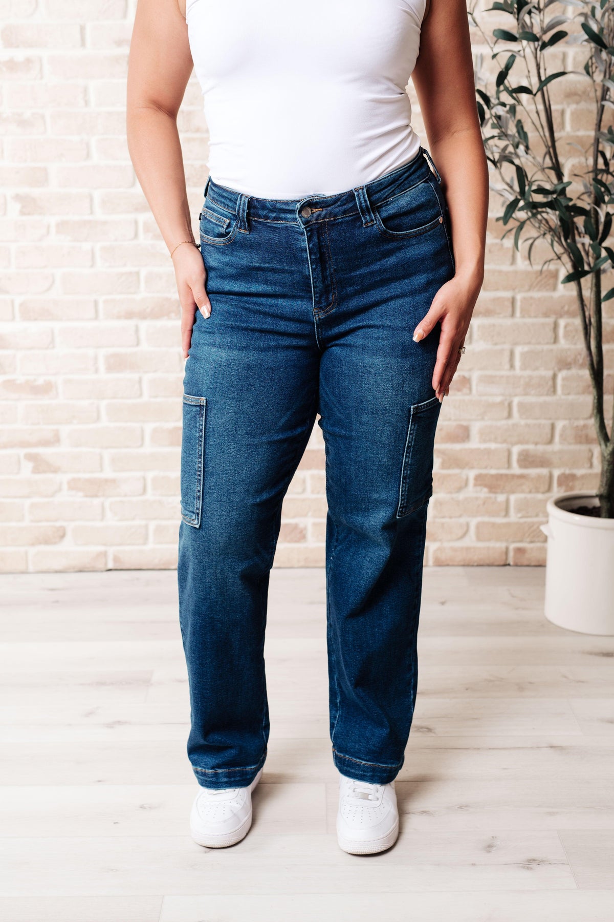 Judy Blue | Leila High Rise Cargo Straight Jeans - becauseofadi