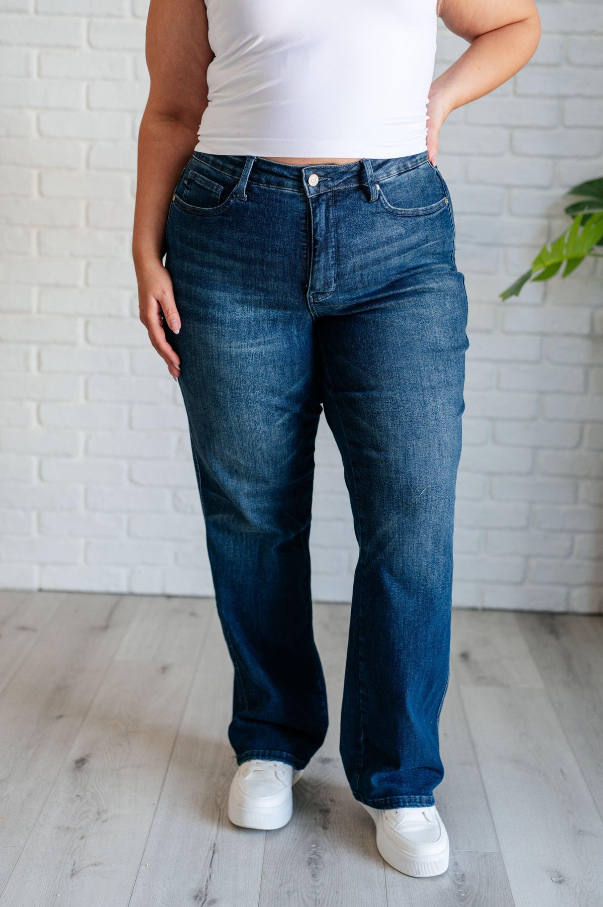 Judy Blue | Muriel Mid Rise Control Top Classic Straight Jeans - becauseofadi