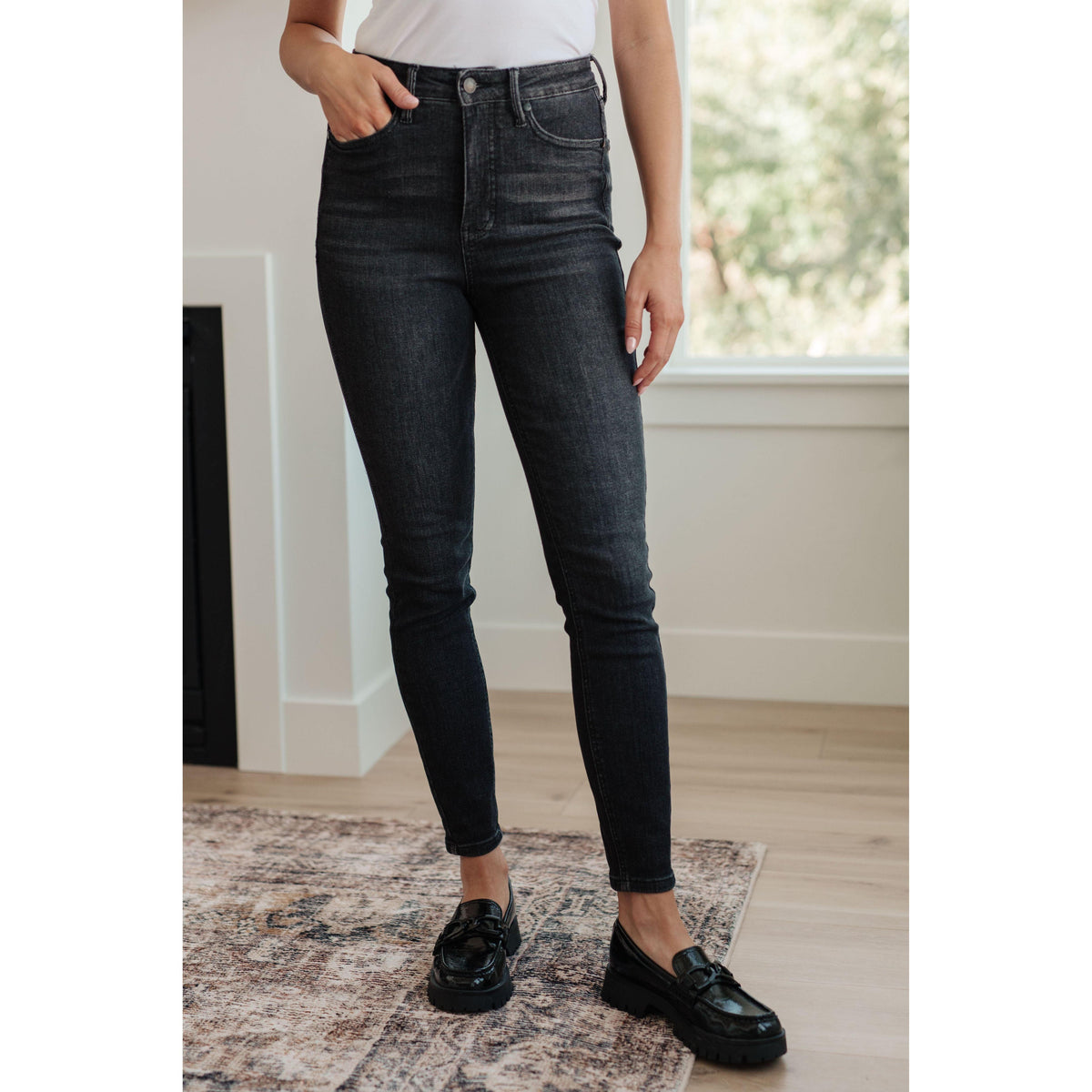 Judy Blue | Octavia High Rise Control Top Skinny Jeans in Washed Black - becauseofadi