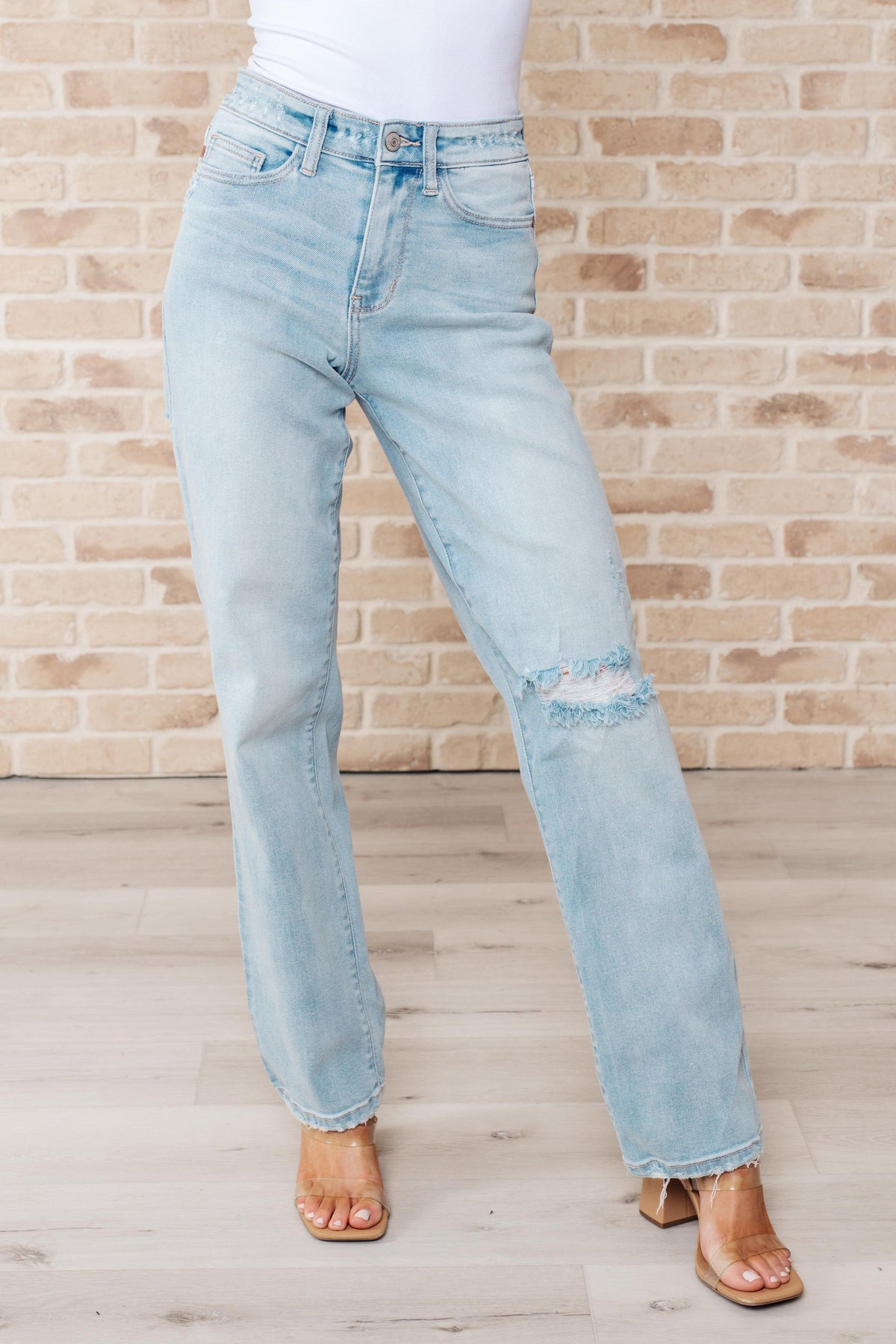 Judy Blue | Parker High Rise 90's Straight Jeans - becauseofadi