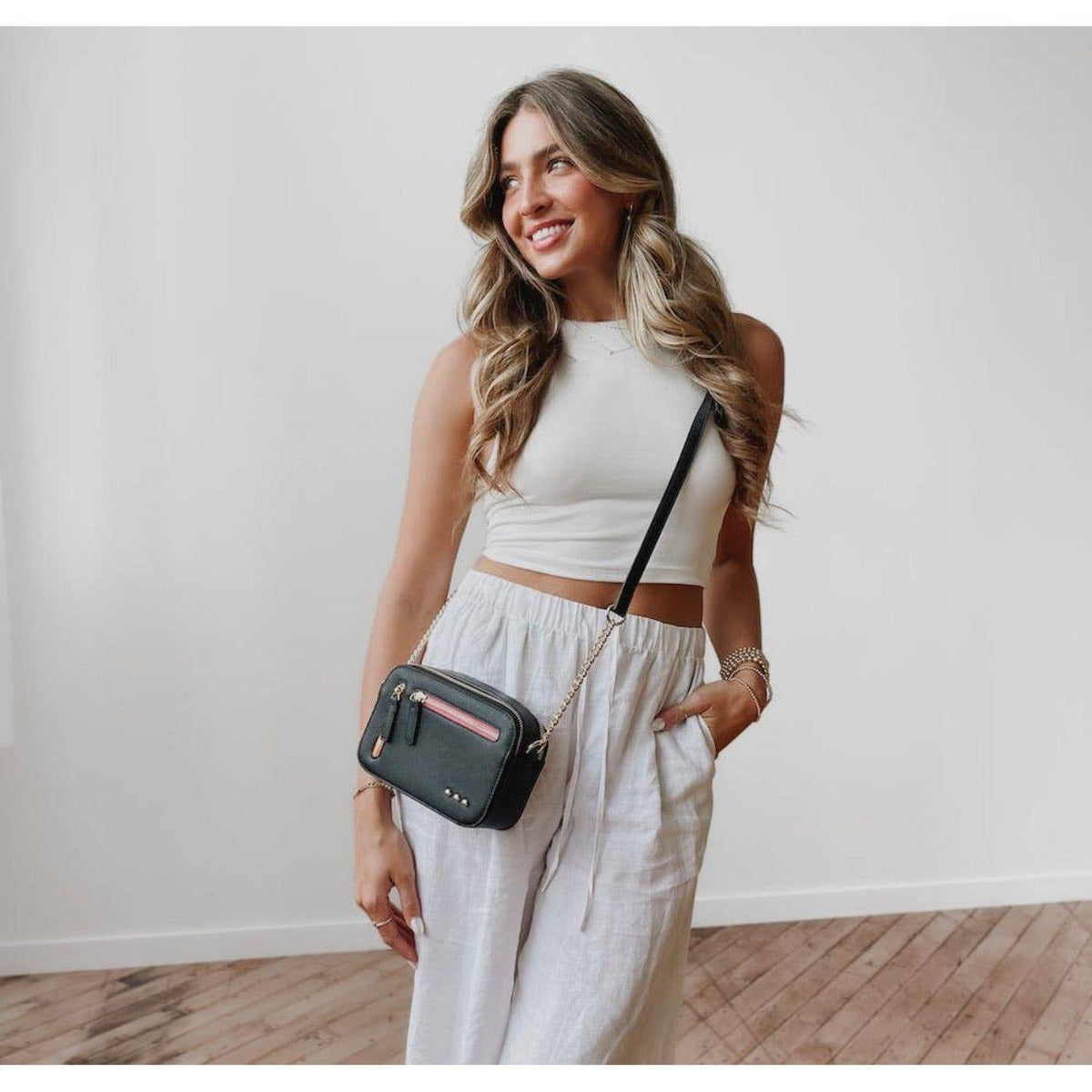 Women's Clarity Crossbody Bag | Pretty Simple - becauseofadi