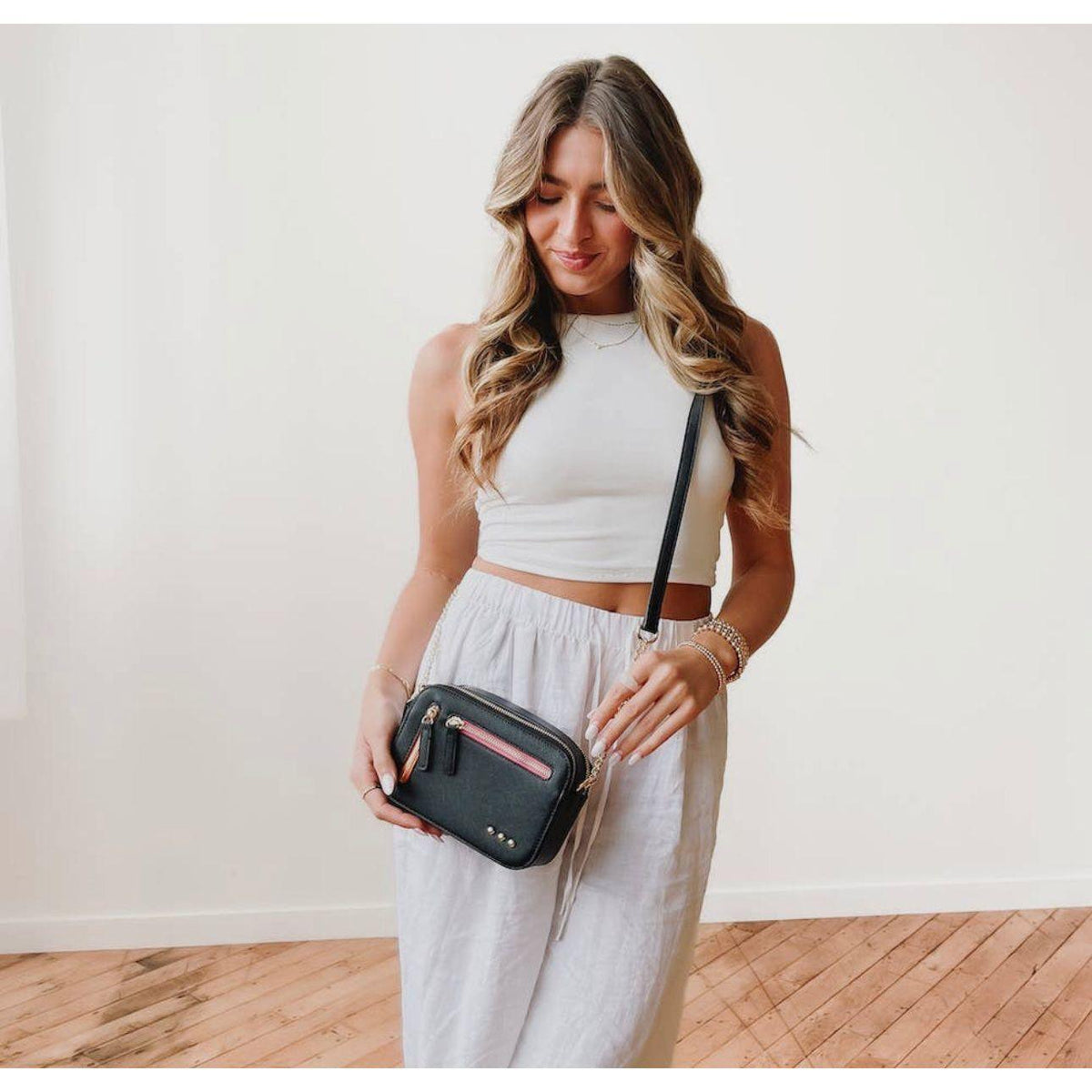 Women's Clarity Crossbody Bag | Pretty Simple - becauseofadi