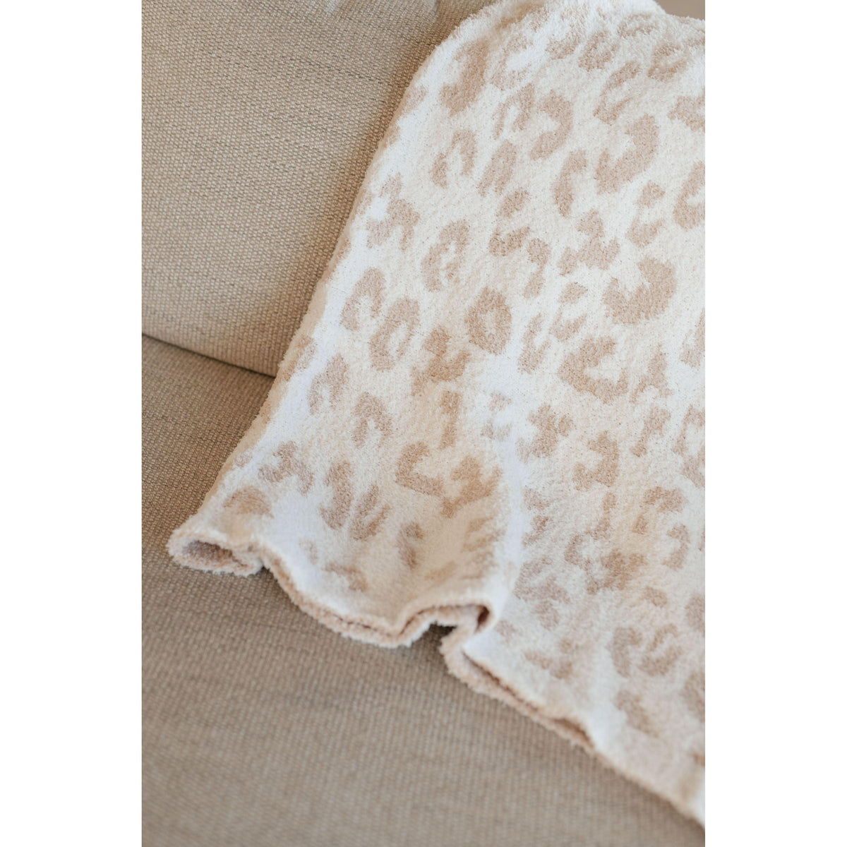 Ari Blanket Single Cuddle Size in Neutral Animal - becauseofadi