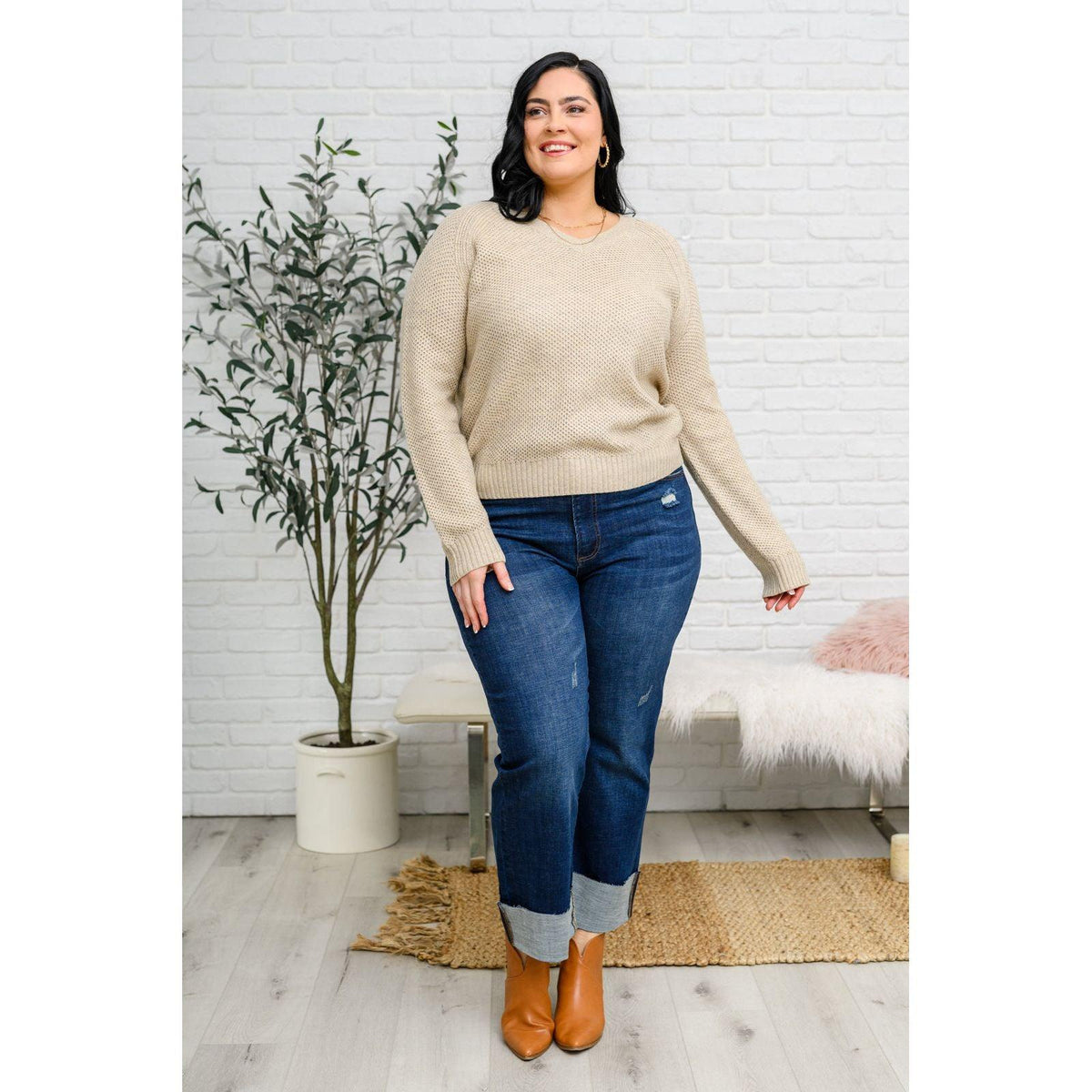 Chai Latte V-Neck Sweater in Oatmeal - becauseofadi