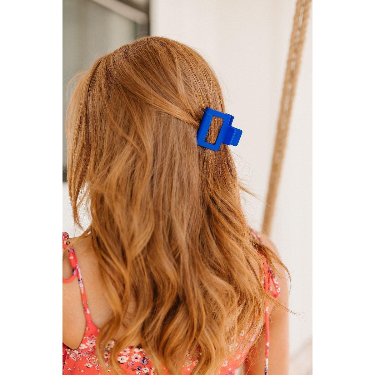 Claw Clip Set of 4 in Royal Blue - becauseofadi