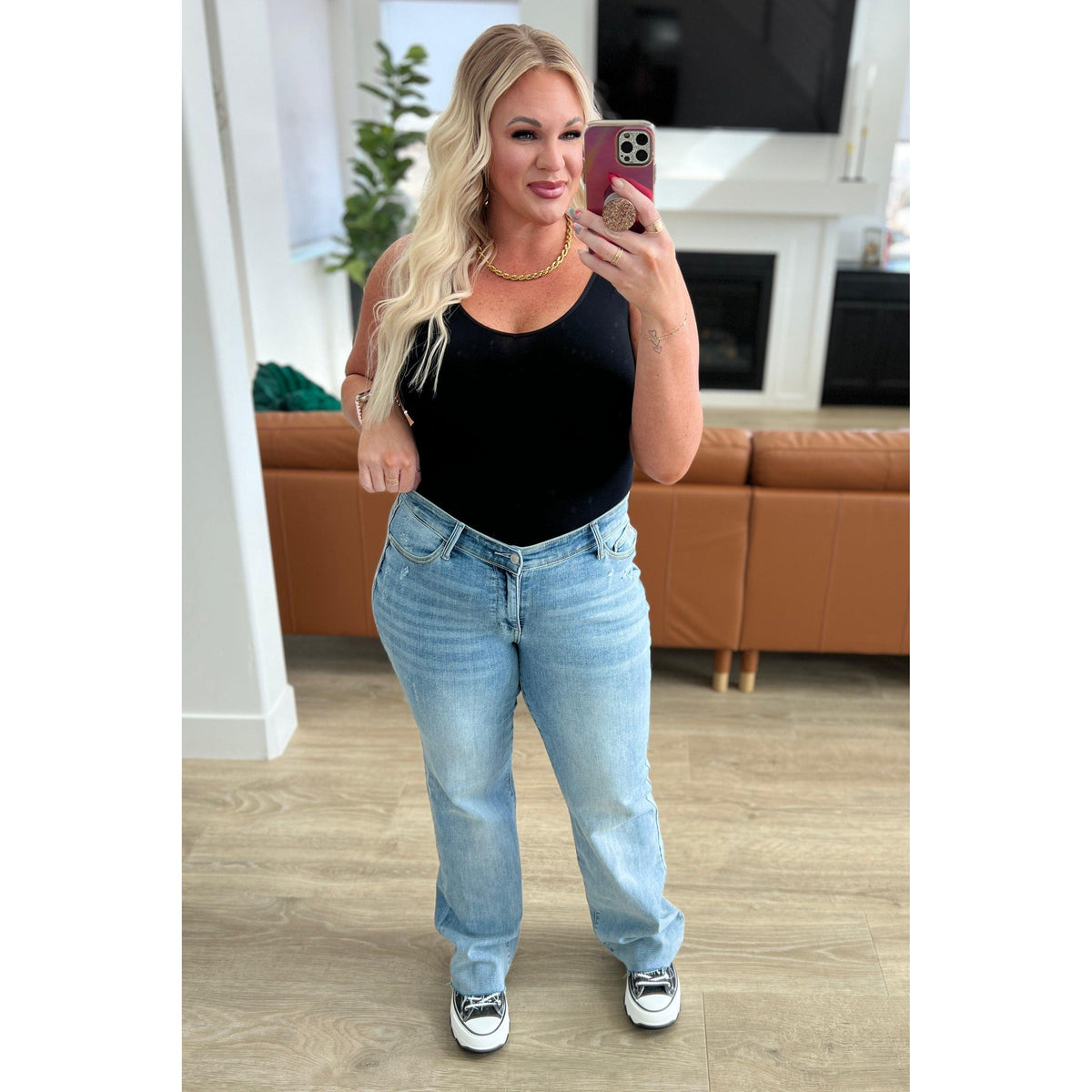 Judy Blue | Mildred High Rise V Front Waistband Straight Jeans - becauseofadi