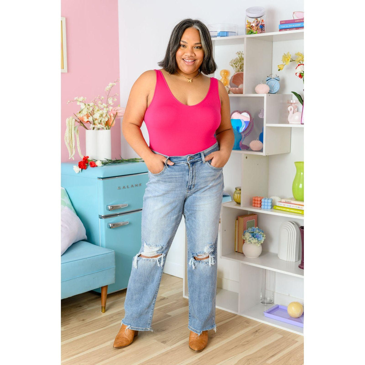 Judy Blue | Rose High Rise 90's Straight Jeans in Light Wash - becauseofadi